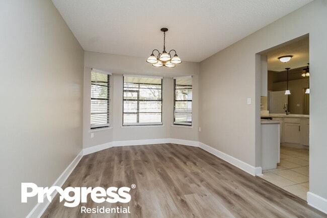 Foto del edificio - 1670 Cracker Creek Ct