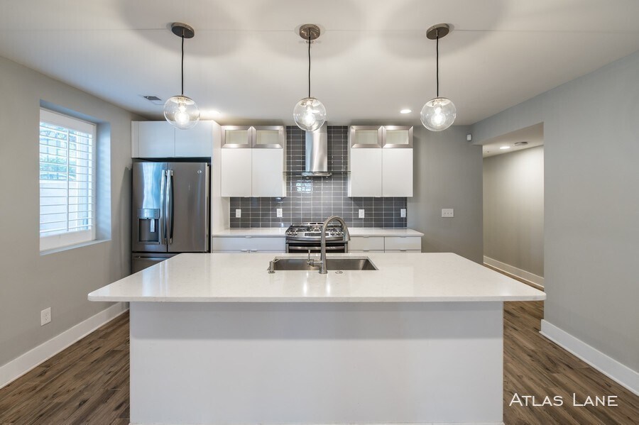 Foto principal - 37 Todd Pl NE