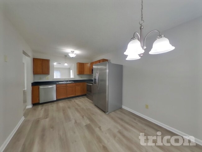 Foto del edificio - 1039 Central Park Blvd S