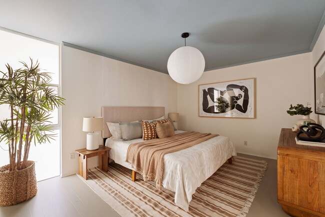 Bedroom Photo #1 - 2311 4th St