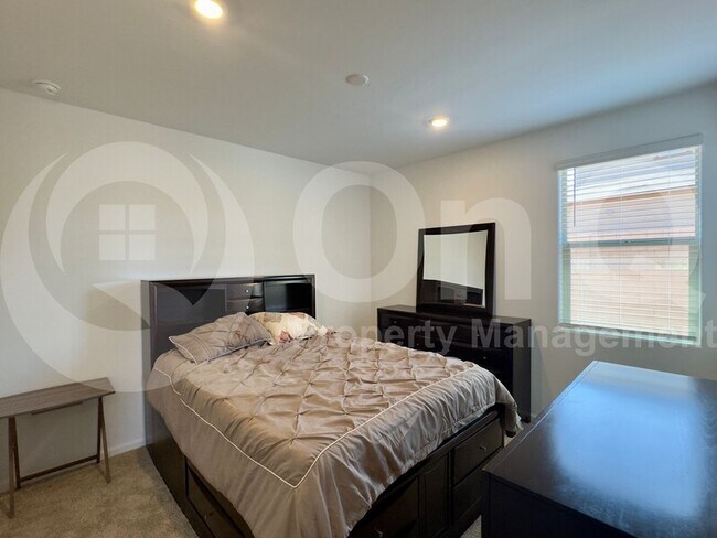 Building Photo - 17599 South Grassland Way
