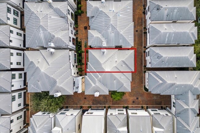 Foto del edificio - 634 Nagle St