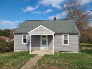 Building Photo - 500 Claiborne Ave