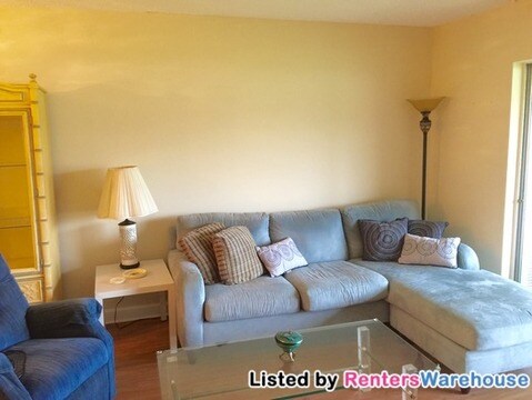 Foto del edificio - 7355 NW 4th Pl