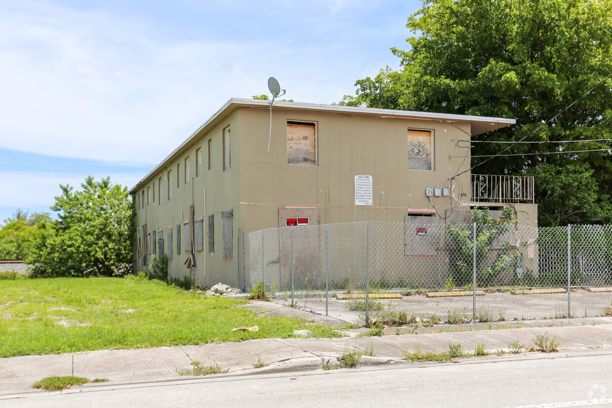 Foto del edificio - 1890 Ali Baba