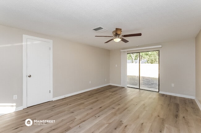 Building Photo - 1009 Beachwood Ave