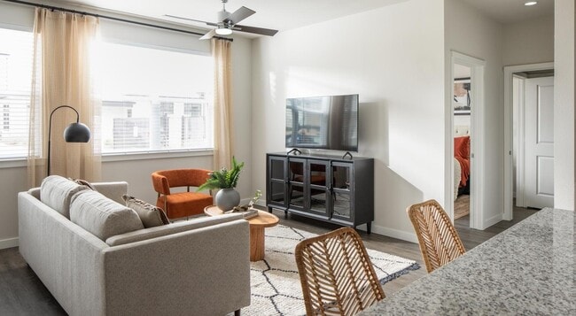 Foto del edificio - 12111 S Main St