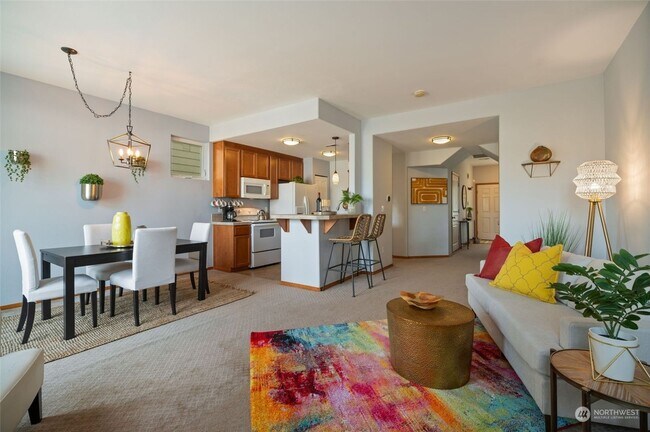 Foto del edificio - 2 Bedroom 2.5 Bath Town House with Fenced ...
