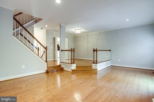 Building Photo - 1494 Hampton Hill Cir