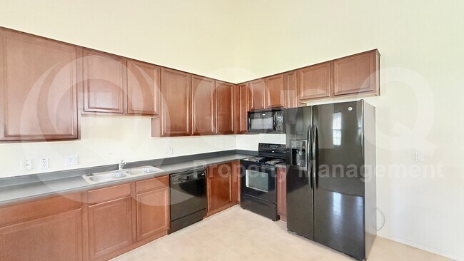 Foto del edificio - 2222 E Huntington Dr