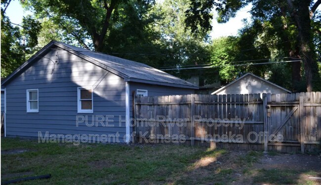 Foto del edificio - 1272 SW Mulvane St