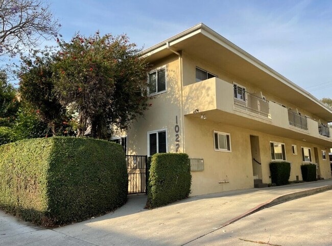 Property view - 1022 N Genesee Ave