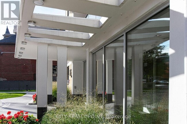 Photo du bâtiment - 276 St George St