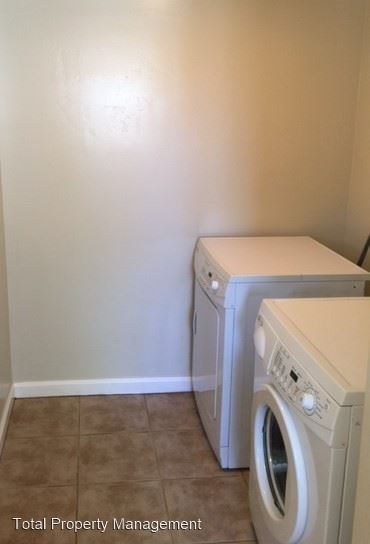 Foto del edificio - 2 br, 2.5 bath House - 1043 Estes Street