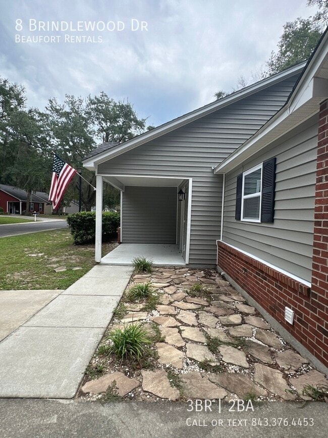 Building Photo - 8 Brindlewood Dr