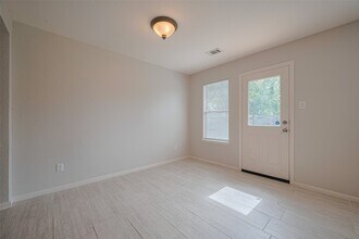 Building Photo - 3834 Pebble Garden Ln