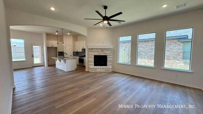Building Photo - 7111 Saguaro St