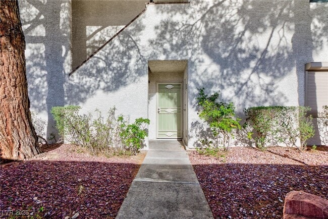 Foto del edificio - 6623 W Tropicana Ave