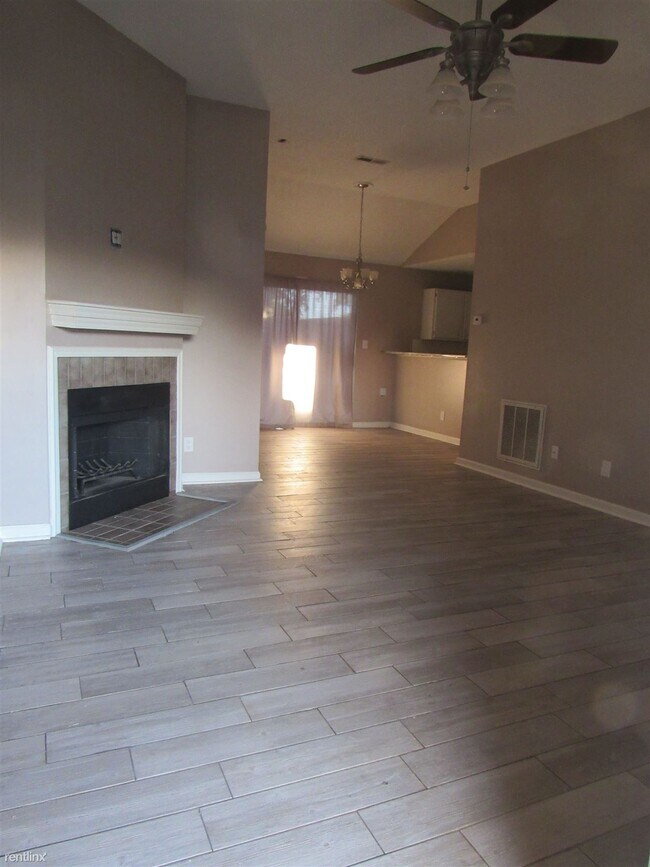Building Photo - 3 br, 2 bath House - 120 Oakline Drive
