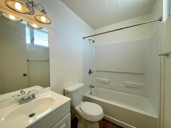 Foto del edificio - 1718 Anapuni St