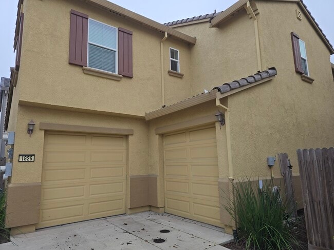 Building Photo - 1826 Yellowwood Ave