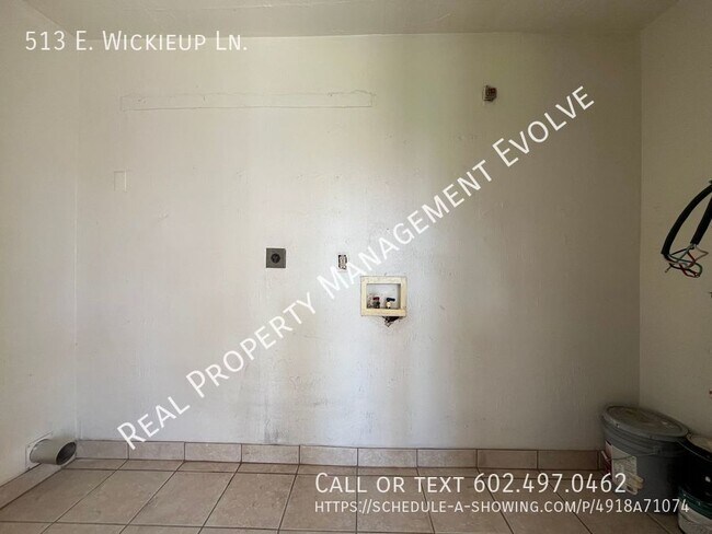 Building Photo - COME TOUR TODAY!
