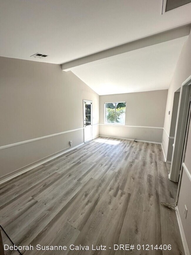 Building Photo - 1 br, 1 bath House - 2404 Fairway Ave.