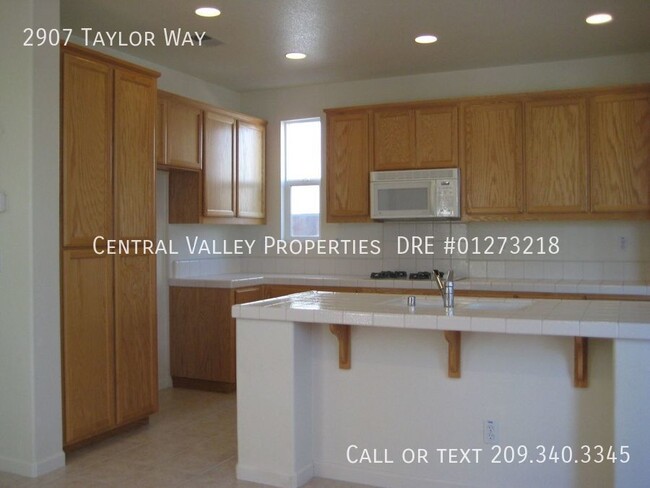 Building Photo - 2907 Taylor Way, Tracy!