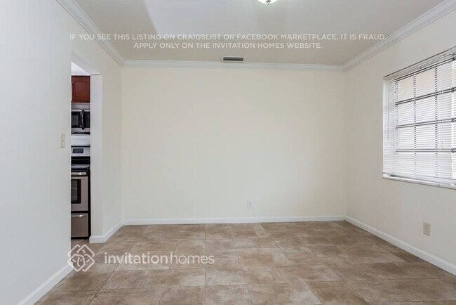 Foto del edificio - 228 NE 25th St