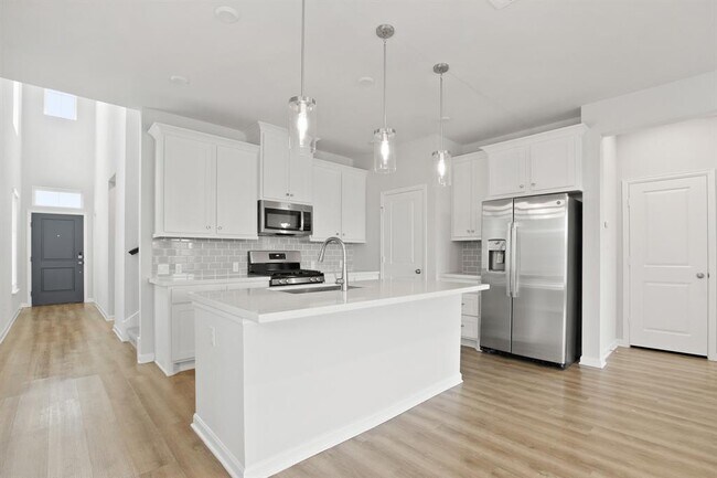 Building Photo - 209 Banyon Dr