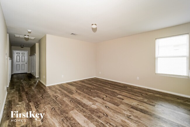 Building Photo - 456 Mallow Dr
