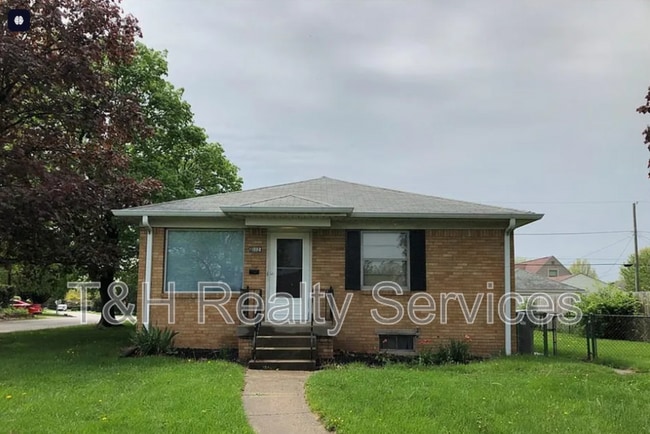 Photo - 1302 N Downey Ave Apartment