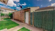 Foto principal - 725 Peppertree Dr