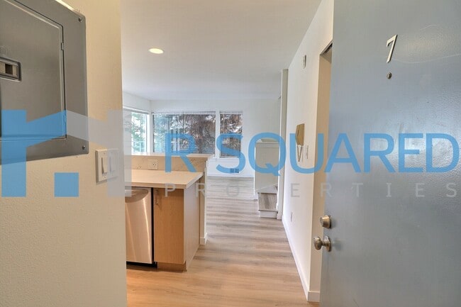 Photo - 3910 Whitman Ave N Townhome