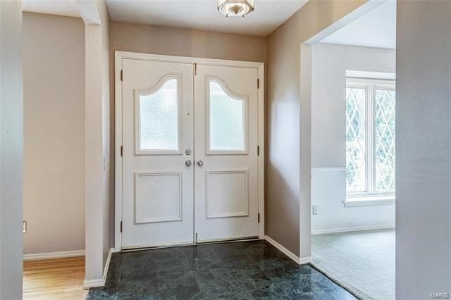 Building Photo - 164 Saddleford Dr