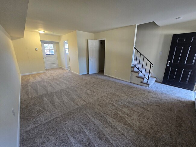 Building Photo - 5211 Collindale Rd