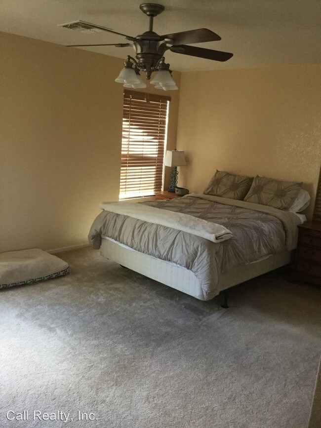 Foto del edificio - 2801 W Silver Creek Ln