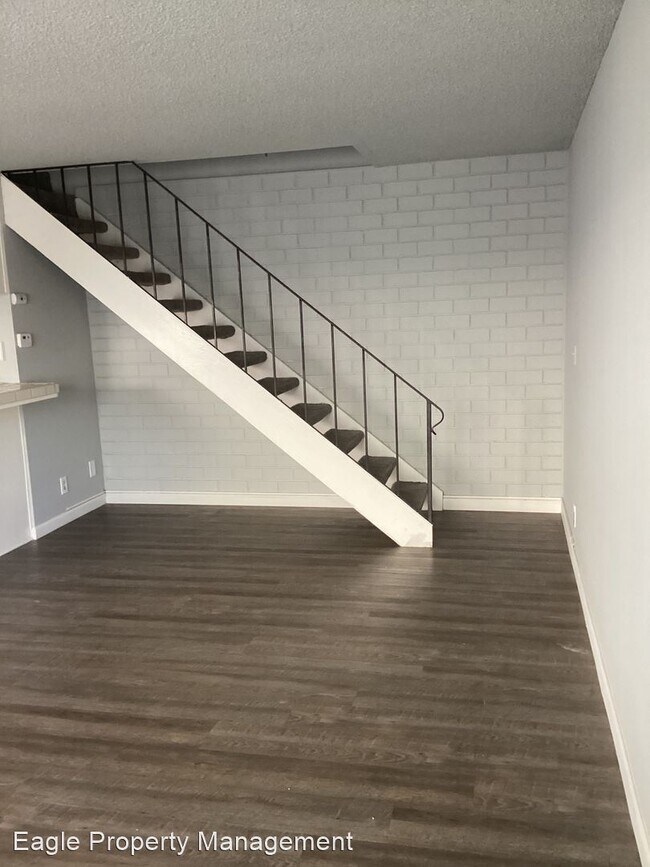 Foto del edificio - 2 br, 1 bath House - 4440 Calandria Street #3