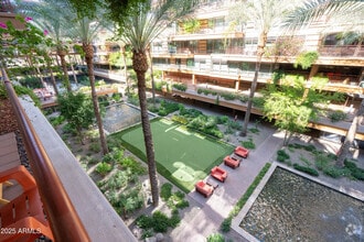 Building Photo - 7137 E Rancho Vista Dr