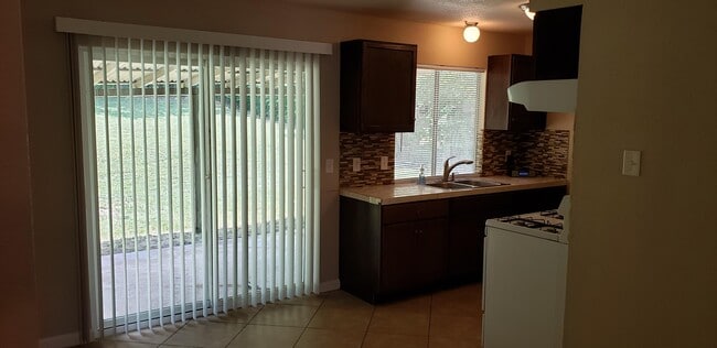 Foto del edificio - 7434 Mountain Oak Trail