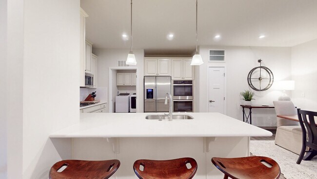 Foto del edificio - 3 bed, 2.5 bath Townhouse with 2 car garage AVAILABLE Soon  in Mooresville