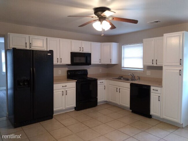 Building Photo - 3 br, 2 bath House - 2966 Old Glory Rd.