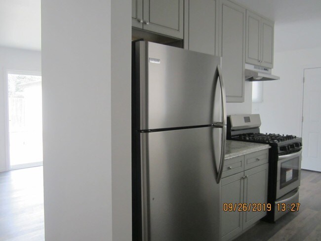 Building Photo - 3 br, 1.5 bath House - 5671 WALTER ST.