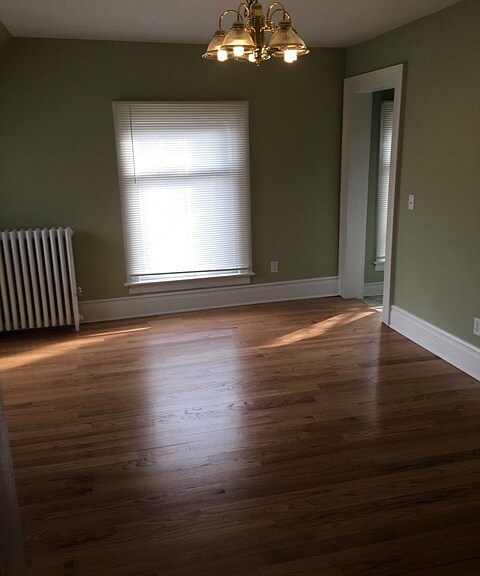 Building Photo - 533 Seymour Ave