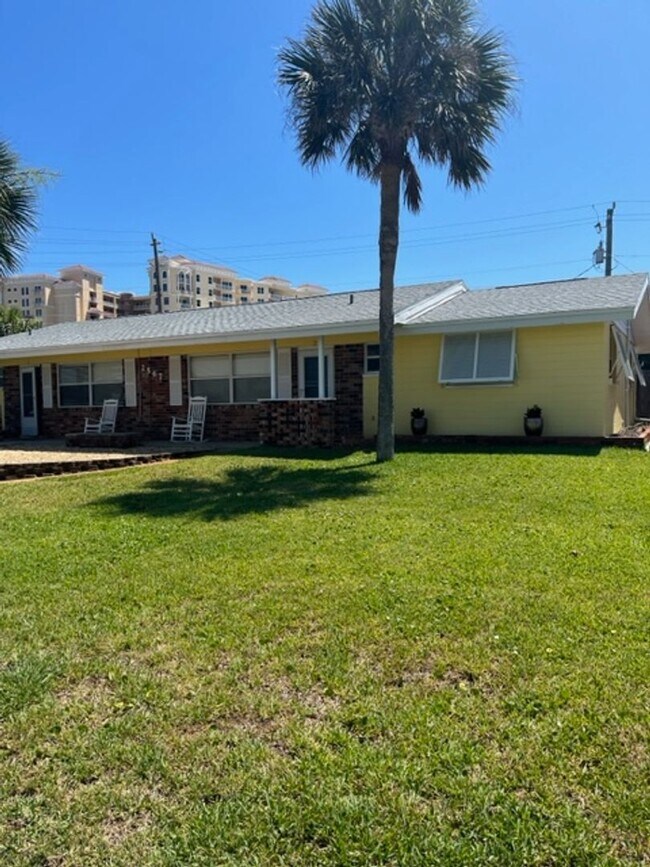 Photo - Half duplex close to the beach! House