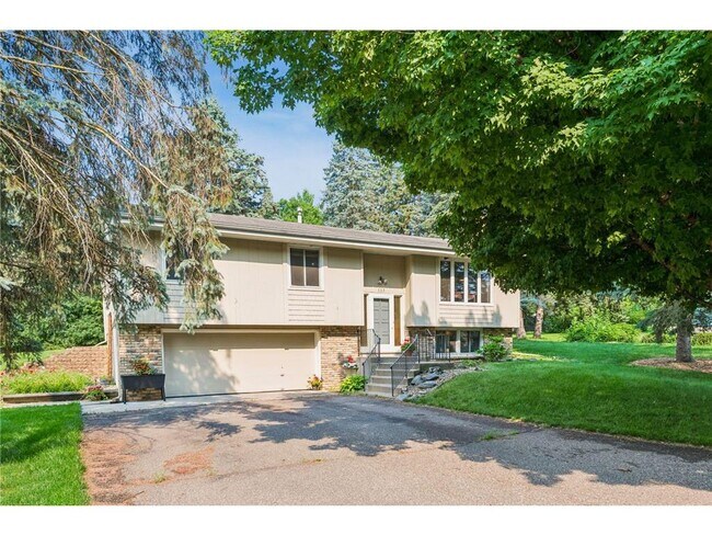Building Photo - 163 Upper Lea Ln