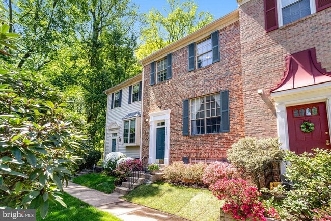 Foto del edificio - 4546 Little River Run Dr