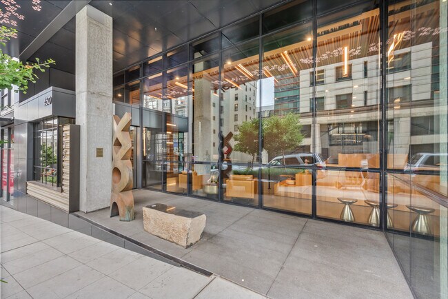 concierge - 450 S Main St