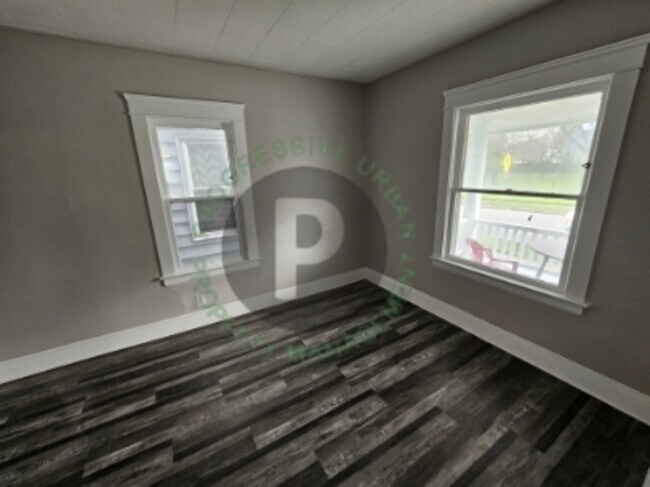 Foto del edificio - 444 E 156th St