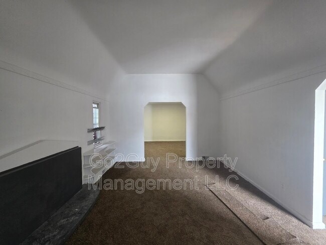 Foto del edificio - 5234 Berkshire St